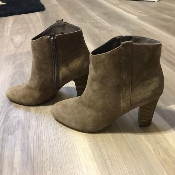 Marc Fisher Ladies Suede Leather Boots Size 9 - Picture 4 of 7